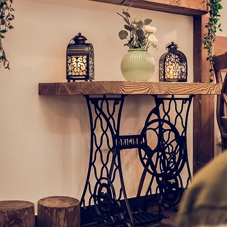 Nad Potokiem * Чарны-Дунаец